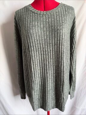 Everyday Ribbed Crewneck Sweater - Gray